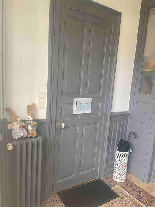 Appartement De Caractere Mirecourt Bagian luar foto